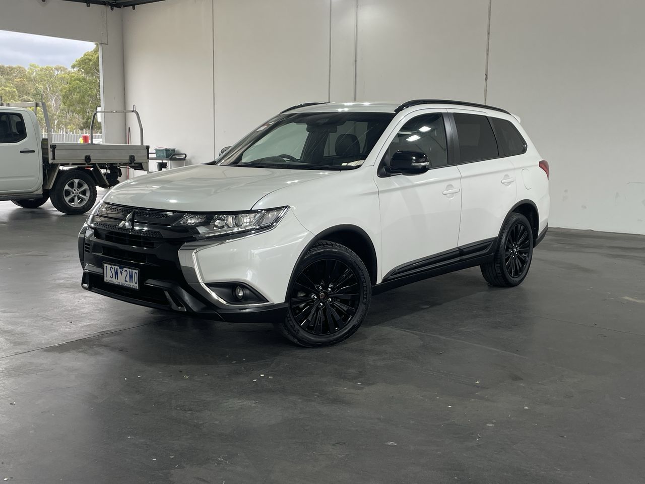 2020 Mitsubishi Outlander BLACK EDITION 2WD ZL CVT 7 Seats Wagon