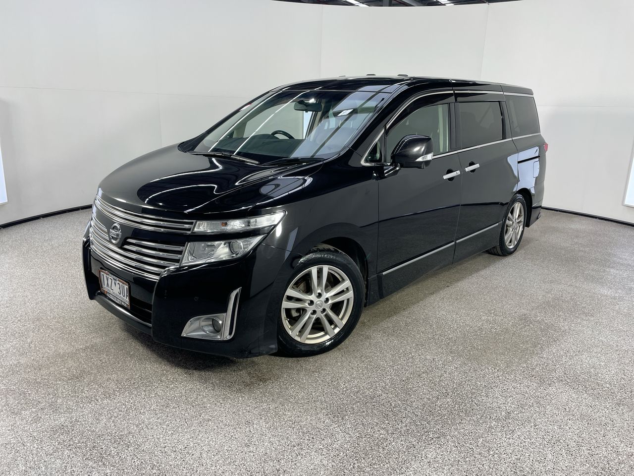 2010 Nissan Elgrand Automatic 7 Seats Van