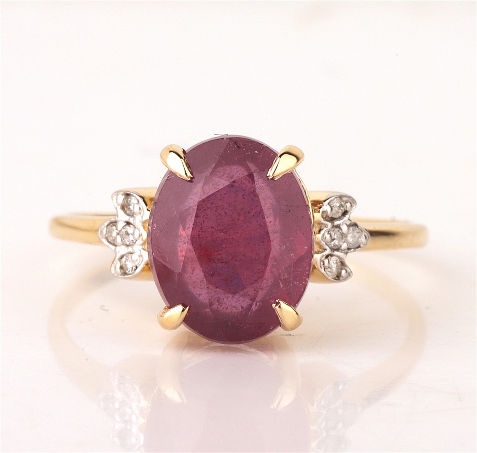 Yellow Gold Natural Ruby & Diamond Ring with Valuation