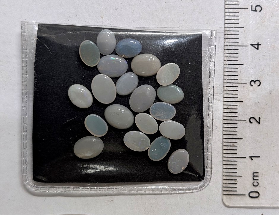 11 carats OPAL Solids Gemstones