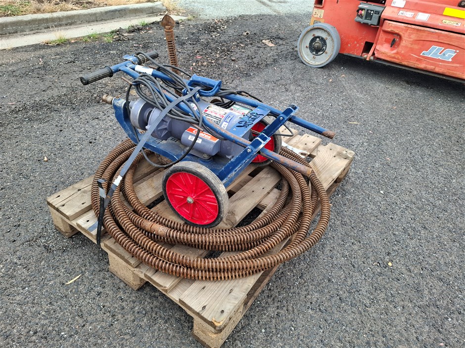 <p>Sewer Snake - Electric Eel - Rigid 240V</p>