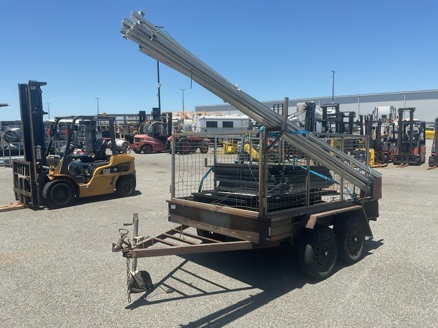 Loadstar Tandem Box Trailer