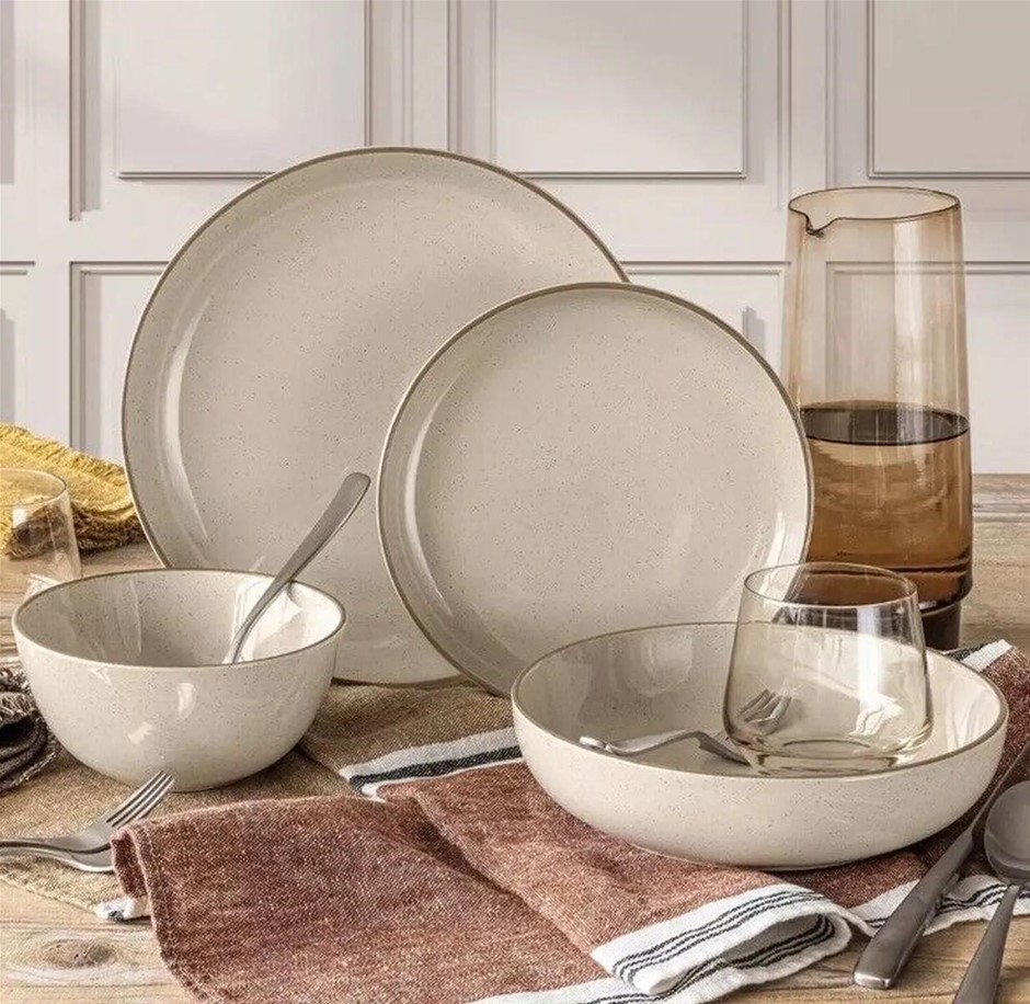 OVERANDBACK Options 16pc Dinnerware Set, Linen. NB: Damaged packaging, 1 x