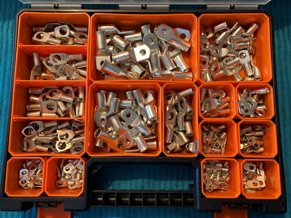 New Quality Large Sized Carry Case with Copper Lugs