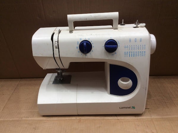 Lumina ESM008 Sewing Machine
