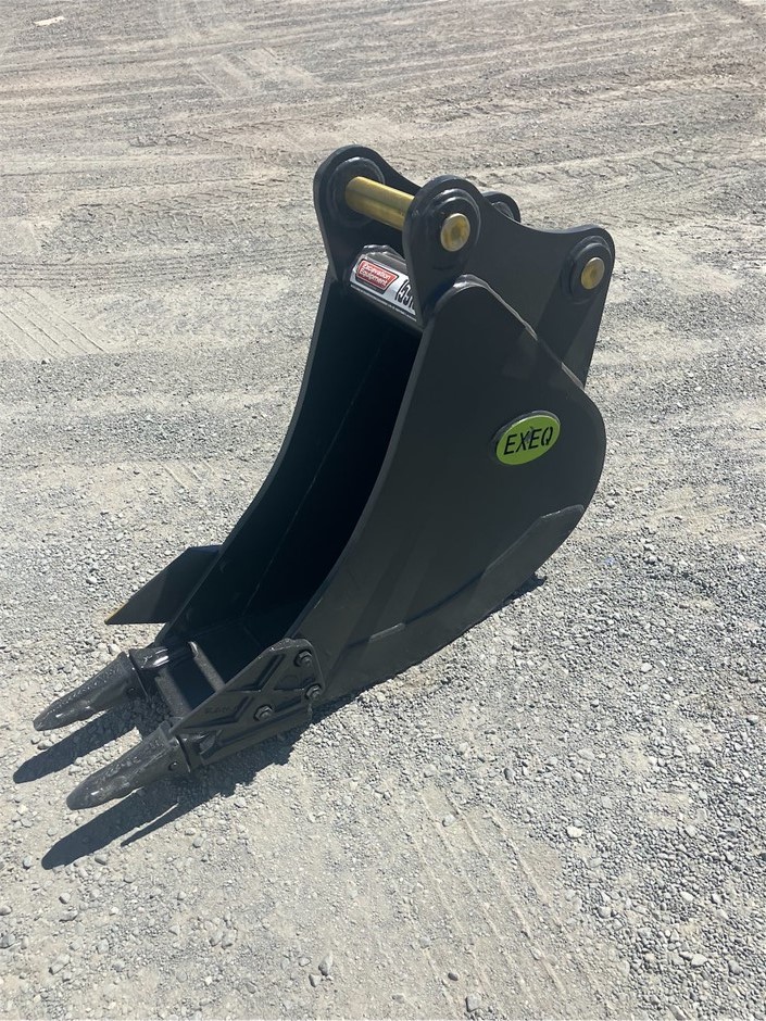 2026 300mm GP/Digging Bucket to Suit 8T Excavator(Unused),