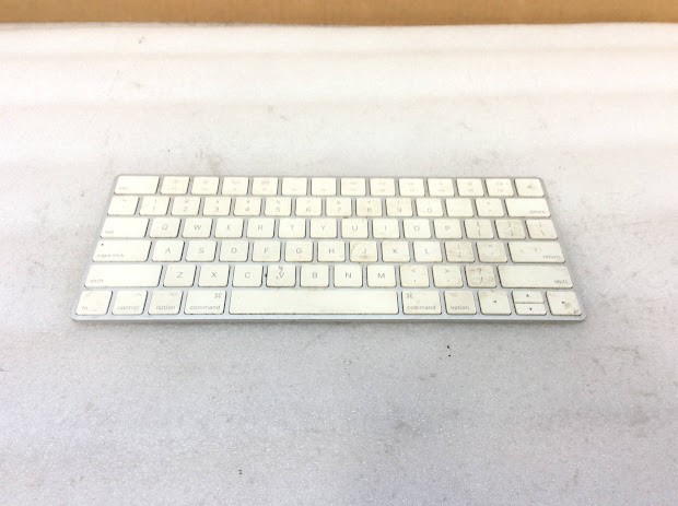 APPLE Magic Keyboard (A1644)