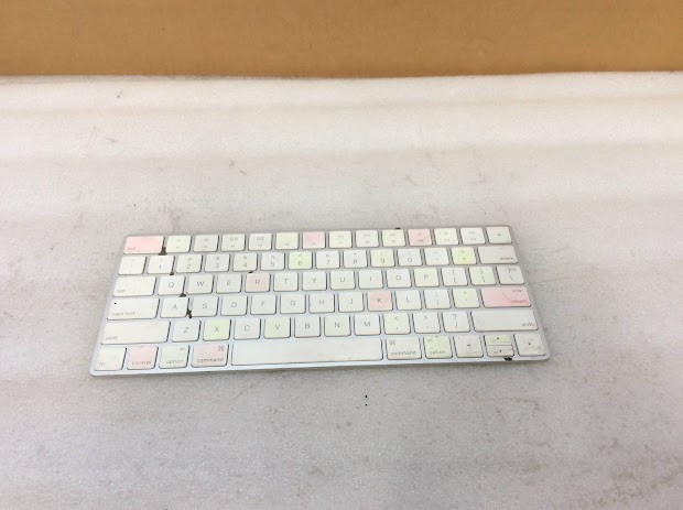 APPLE Magic Keyboard (A1644)