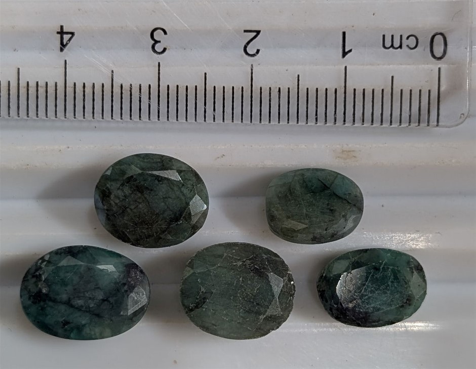 21.4 carats EMERALD Gemstones