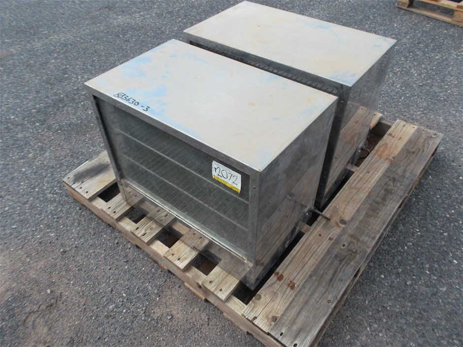 <p>Roband Food Warmers x 2</p>