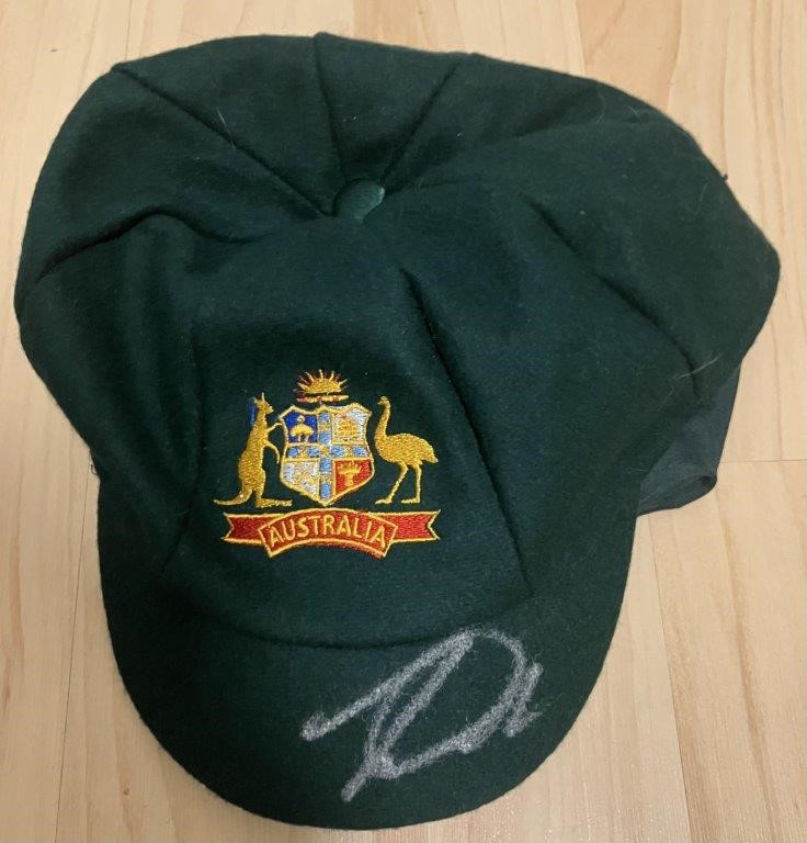 TRAVIS HEAD SIGNED AUSTRALIAN CRICKET CAP