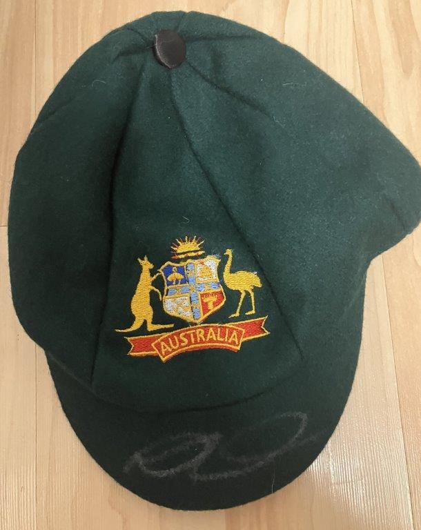 NATHAN LYON SIGNED AUSTRALIAN CRICKET CAP