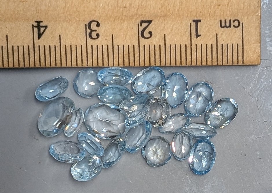 20 carats BLUE TOPAZ Gemstones