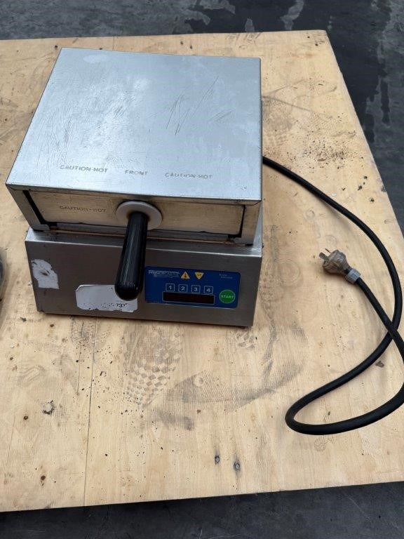 2017 Prince Castle 625-AC Rapid Bun Steamer