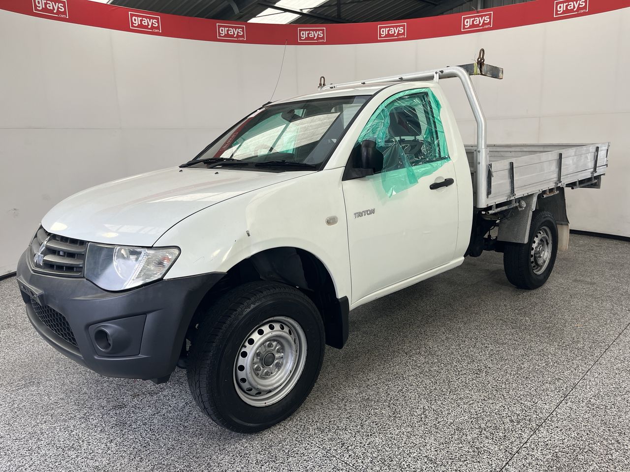 2014 Mitsubishi Triton 4X2 GL MN Manual Cab Chassis