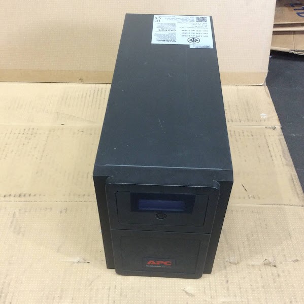 APC by Schneider Electric Easy UPS