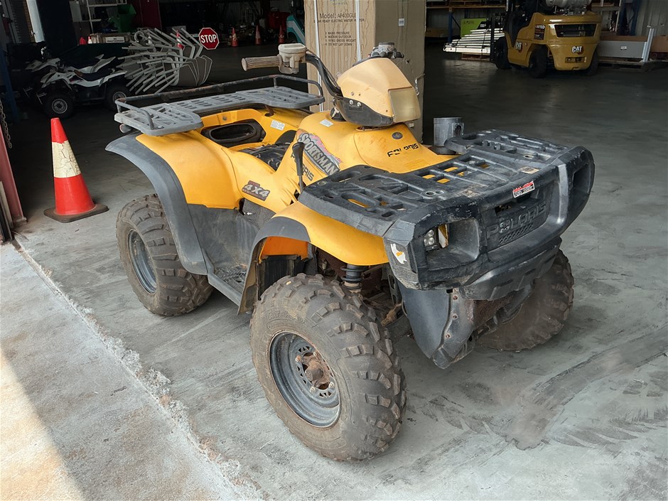 <p>Circa 2002 Polaris 4x4 700</p>