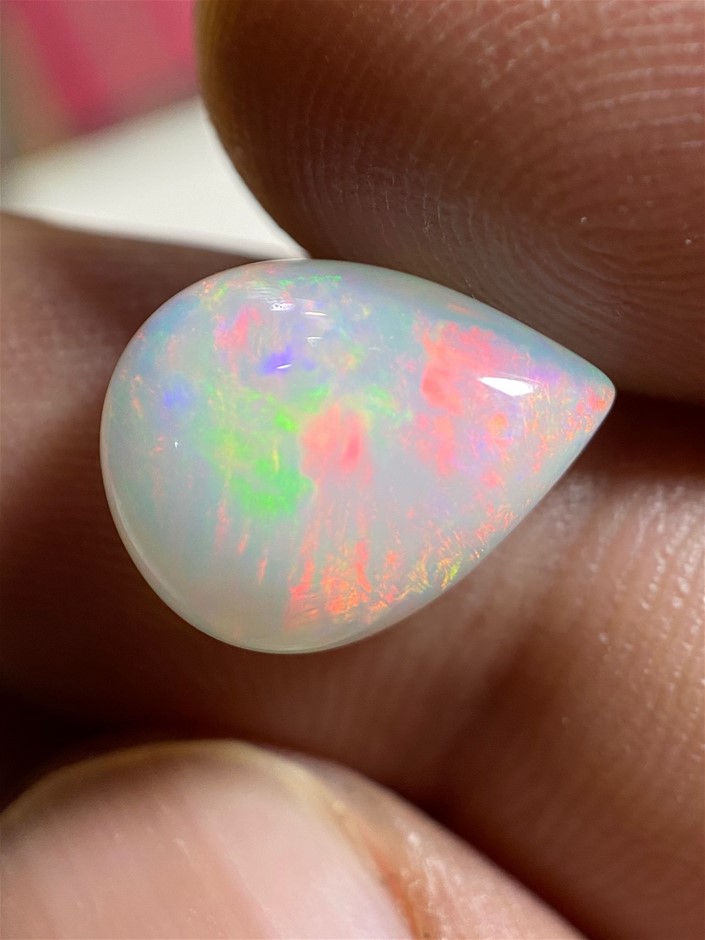 3.80 Carats Spectacular Fiery Opal