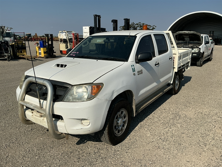 2007 Toyota Hilux SR (4x4) KUN26R Turbo Diesel MT Dual Cab