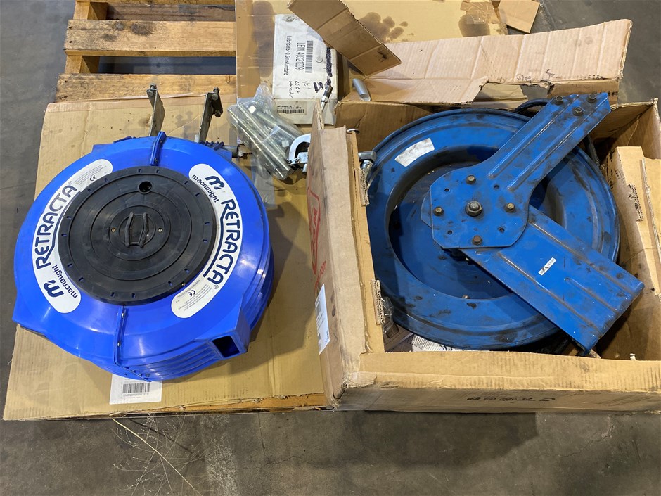 <p>Wall Mount Hose Reels x2</p>