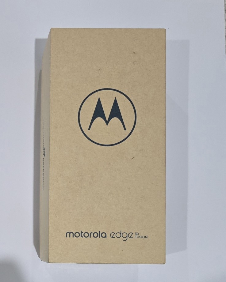 Brand New Motorola Edge 30 Fusion 8/128GB Smartphone, Solar Gold