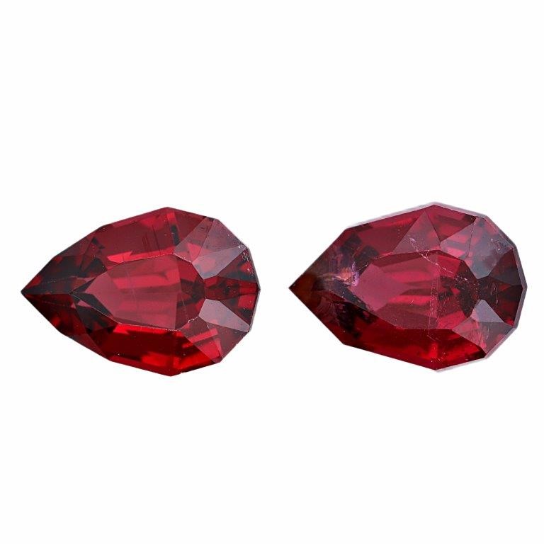 4.06 Carats Rhodolite Garnet