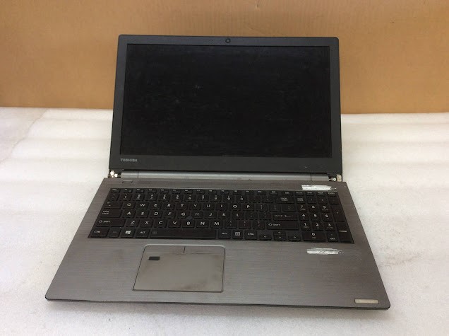 TOSHIBA TECRA Z50-E Laptop i5-8250U 8GBRAM/256GB