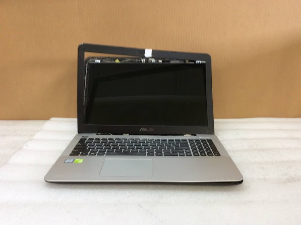 ASUS F555U Laptop i5-6200U 4GBRAM/250GB Black