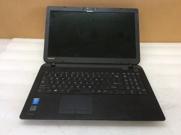 TOSHIBA Satellite C50-B Laptop i5-4200U 4GBRAM/500GB Black