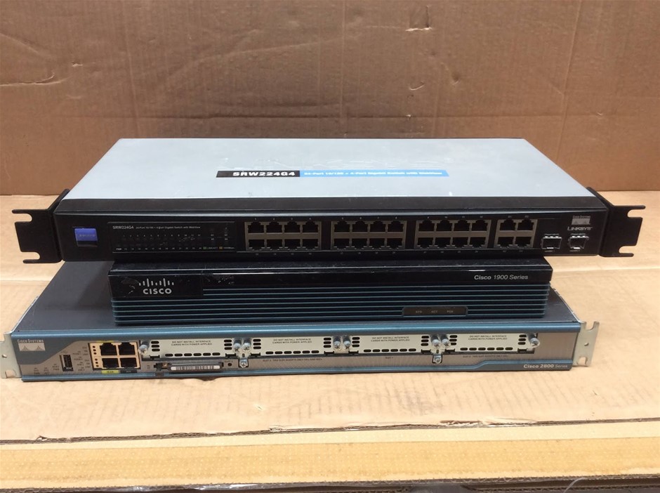 Linksys SRW224G4 Managed Switch + Cisco 1900 Integrated Services Router