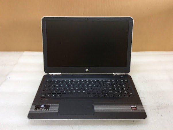 HP 15-AW009AX Laptop A10-9600P 8GBRAM/128GB