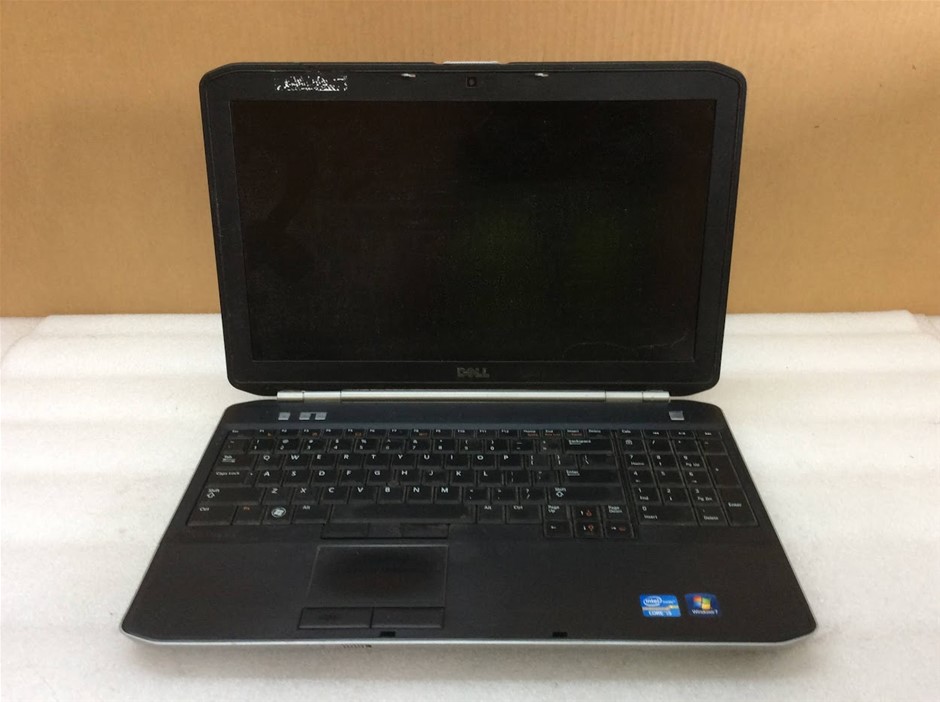 DELL LATITUDE E5520 Laptop I5-2430M 4GBRAM 320GB