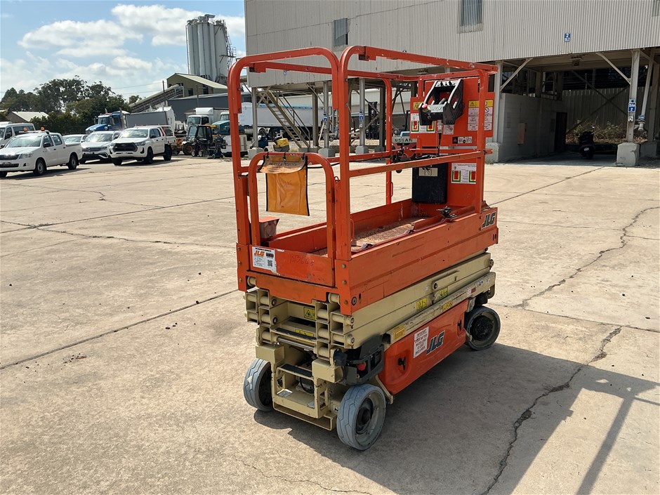 <p>2015 JLG 1930ES Scissor Lift</p>