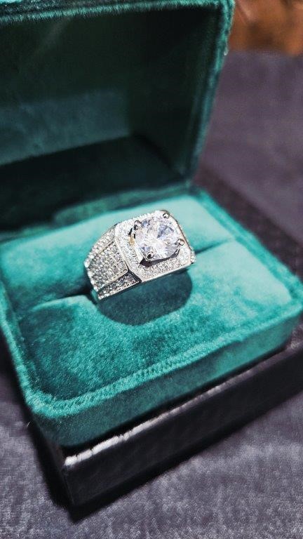 'Jewelzmerchants'Moissanite Jewellery with Gift Free