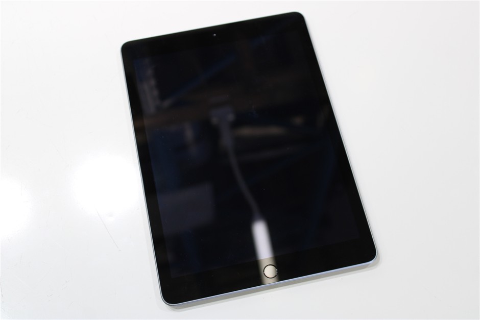 APPLE IPAD 5TH GEN A1822