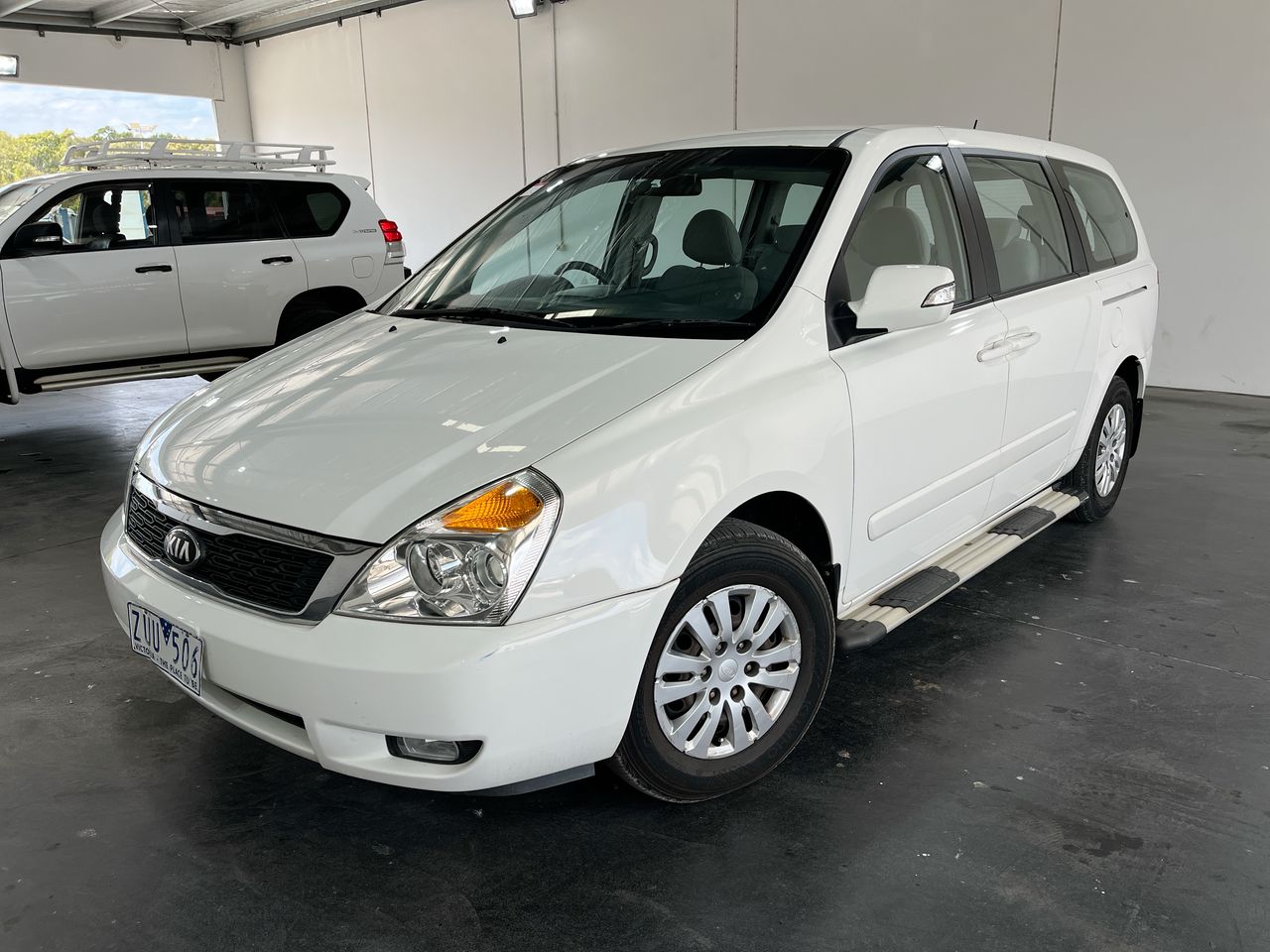 2013 Kia Grand Carnival S VQ Automatic 8 Seats People Mover