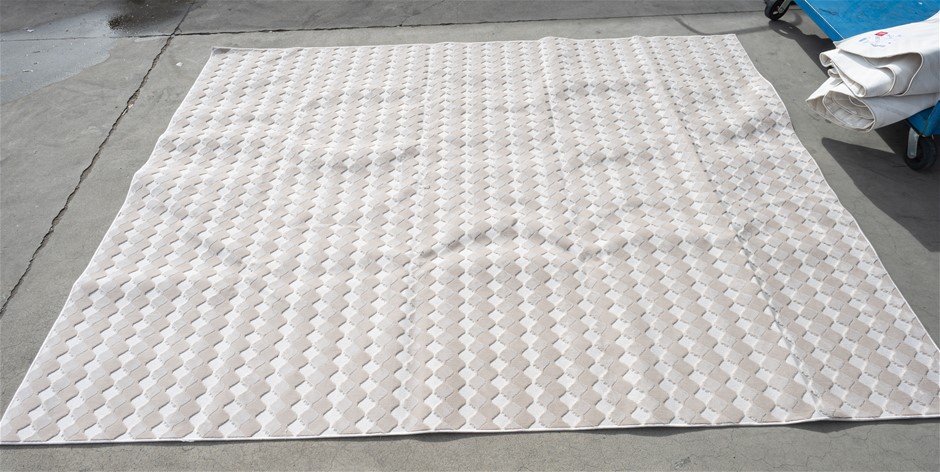 GERTMENIAN Colarmar Indoor Area Rug, 240 x 305cm, Zayne Taupe. NB: Has been