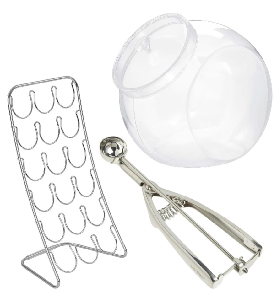 3 x Assorted Kitchen Items: x1 NORPRO 675 Scoop, Stainless Steel, x1 SPECTR