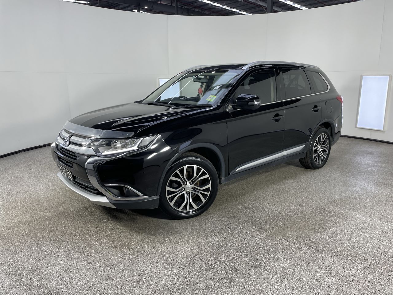 Mitsubishi Outlander LS 2WD ZK CVT Wagon Auction (0001-21062270 ...