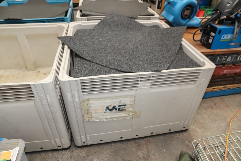 Carpet Tiles with Poly Tub