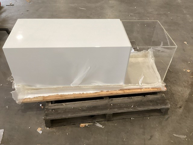 <p>Shop Display Cabinet</p>