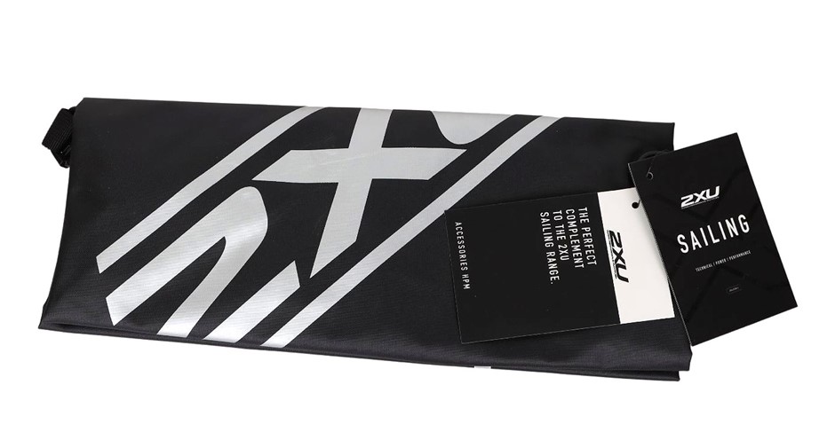 2XU Unisex Dry Tube Bag, Size 20L, Black/ Silver. Buyers Note - Discount F