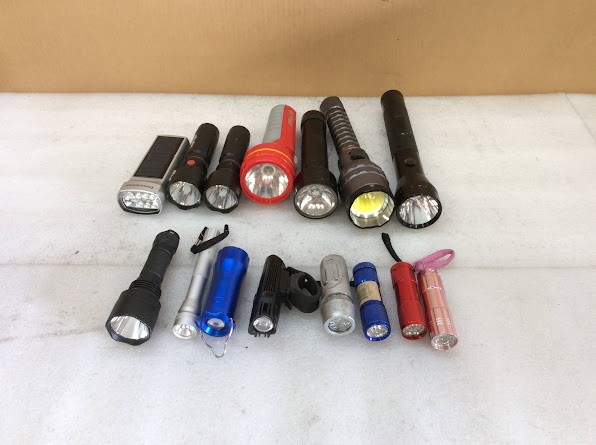 Mix Brand and Model Flashlights (Lot of 15)