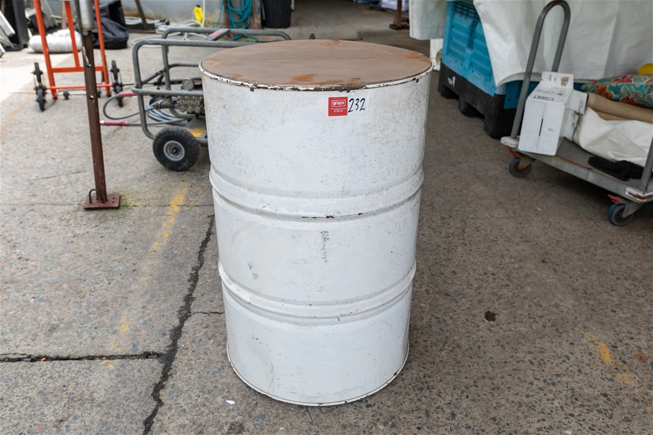 44 Gallon Drum