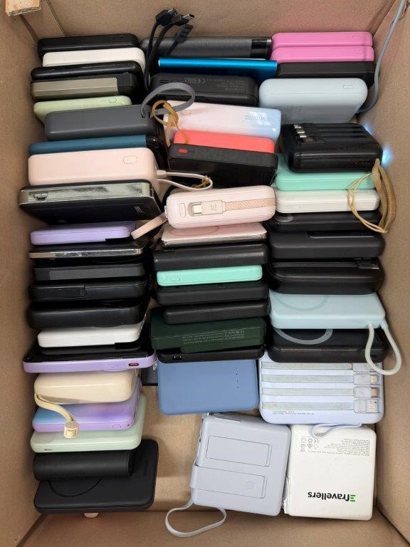 Approx 50 x Assorted Powerbanks