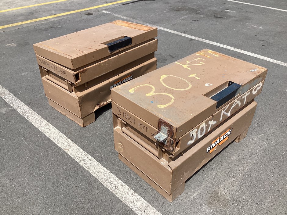 Site Boxes, Lifting Chains, Hooks and Chain Blocks