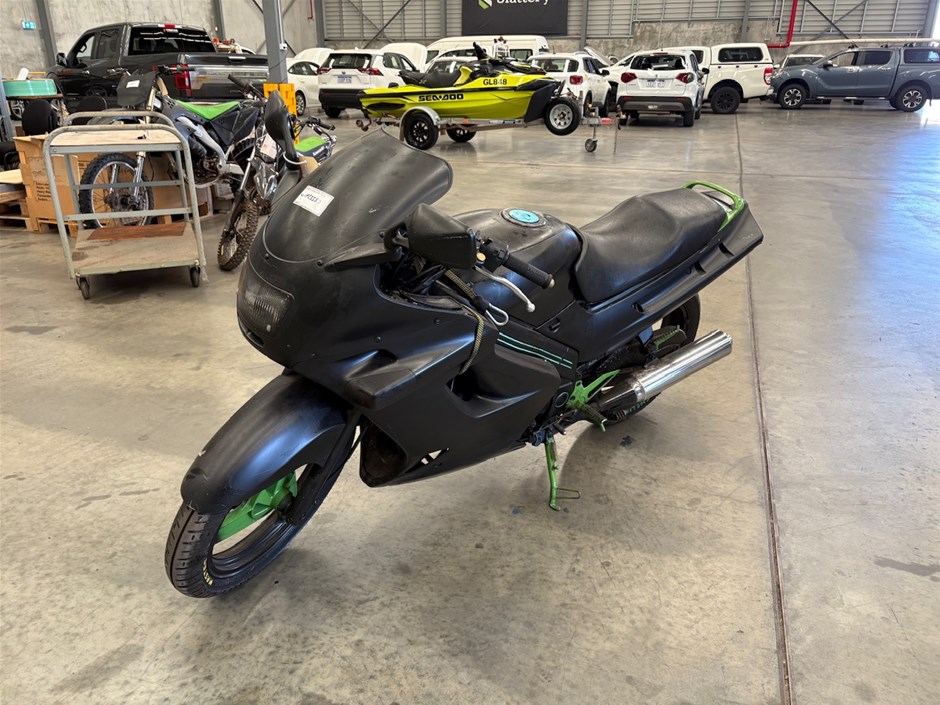 1996 Kawasaki Gpx250 Motorcycle