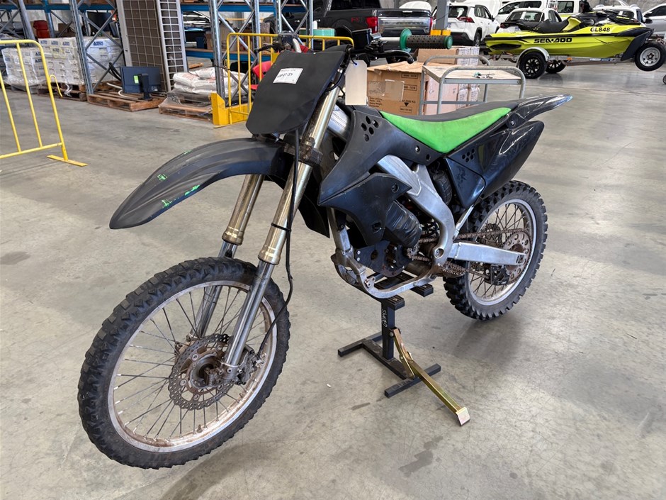 Kawasaki Dirt Bike Off Road Motorcycle