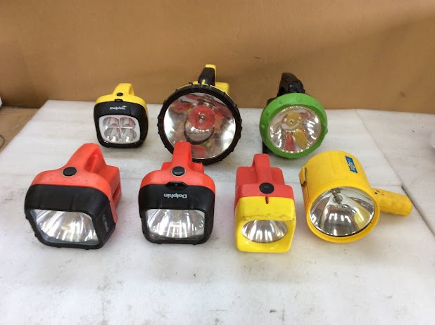 ARLEC/Eveready Mixed Brand LED Floating Lantern Flashlights (Lot of 7)