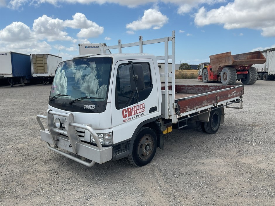 2000 Mazda T4600 4 X 2 Tray Body Truck